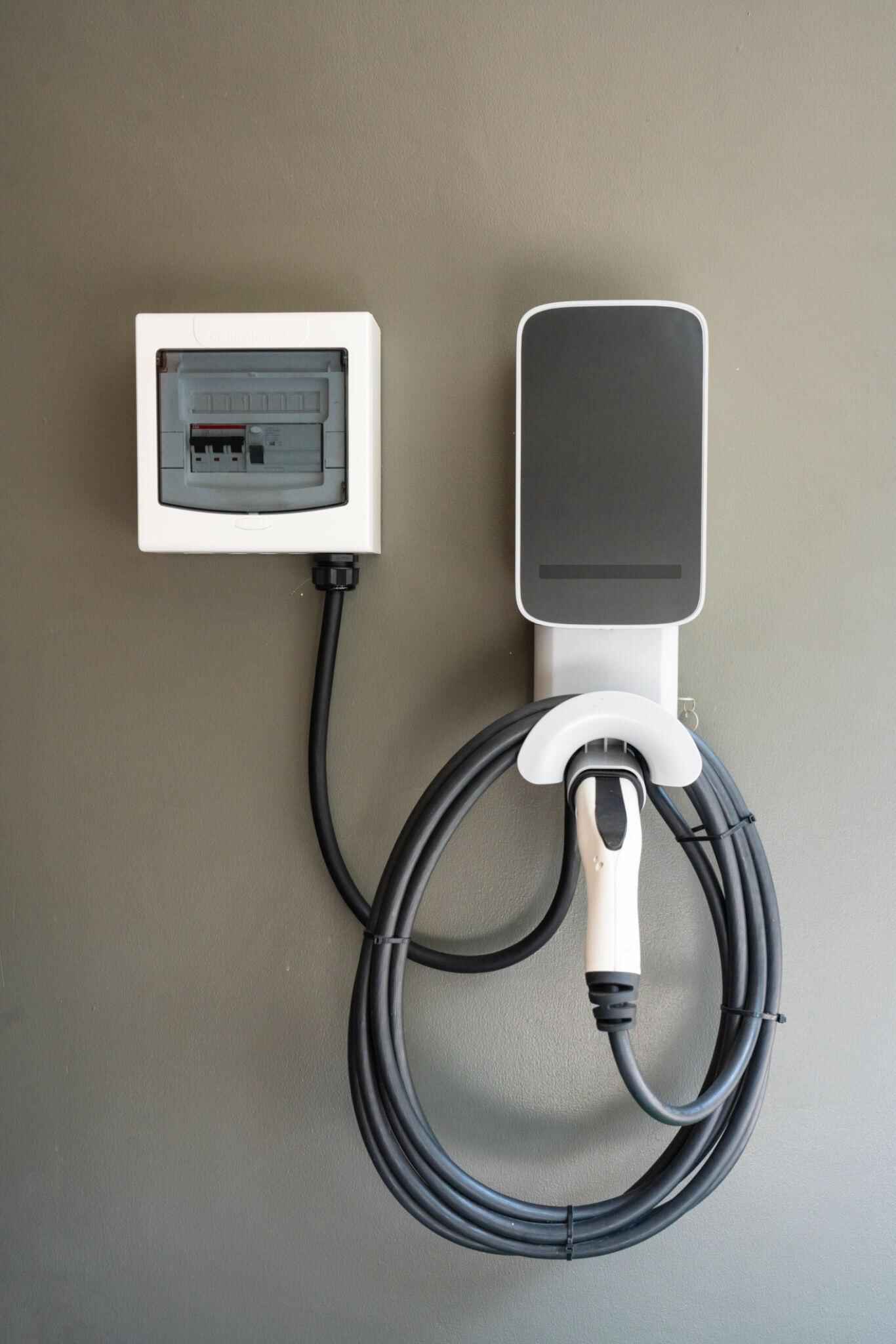 EV charger types Level 1 Level 2 DC Fast — Murray, UT — Elite Electric